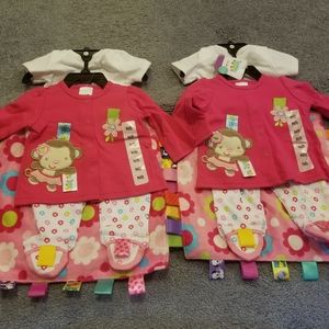 4 piece girl taggies outfit x2